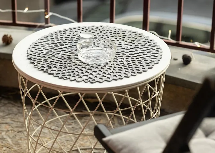 Great For Couples Or Small Families