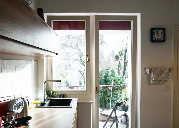 Great For Couples Or Small Families