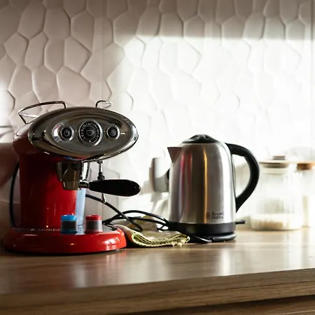 Great For Couples Or Small Families Lägenhet *