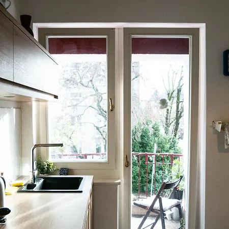 Great For Couples Or Small Families