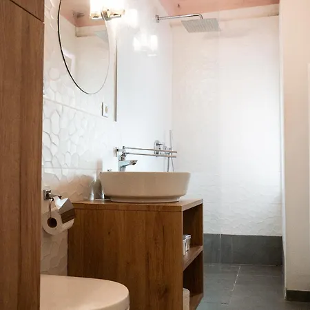 Great For Couples Or Small Families Apartma Ljubljana